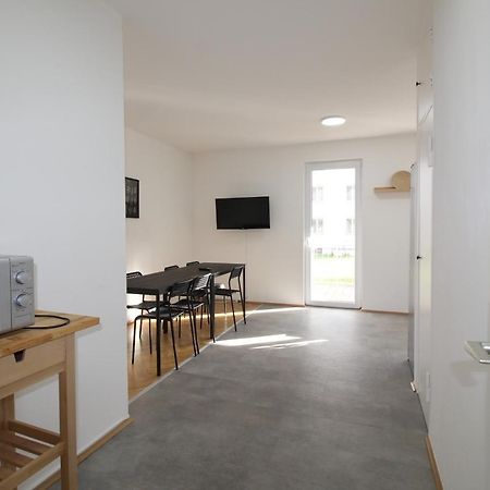 Apartmenthaus Kitzingen - Grosszuegige Wohnungen Fuer Je 6 Personen Mit Balkon المظهر الخارجي الصورة
