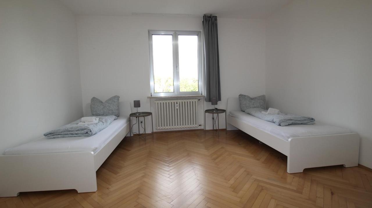 Apartmenthaus Kitzingen - Grosszuegige Wohnungen Fuer Je 6 Personen Mit Balkon المظهر الخارجي الصورة
