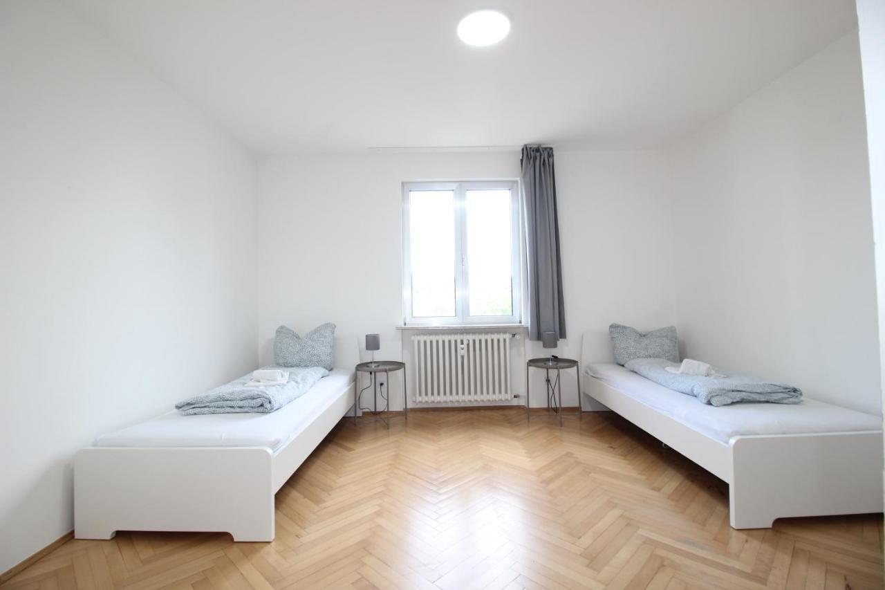 Apartmenthaus Kitzingen - Grosszuegige Wohnungen Fuer Je 6 Personen Mit Balkon المظهر الخارجي الصورة